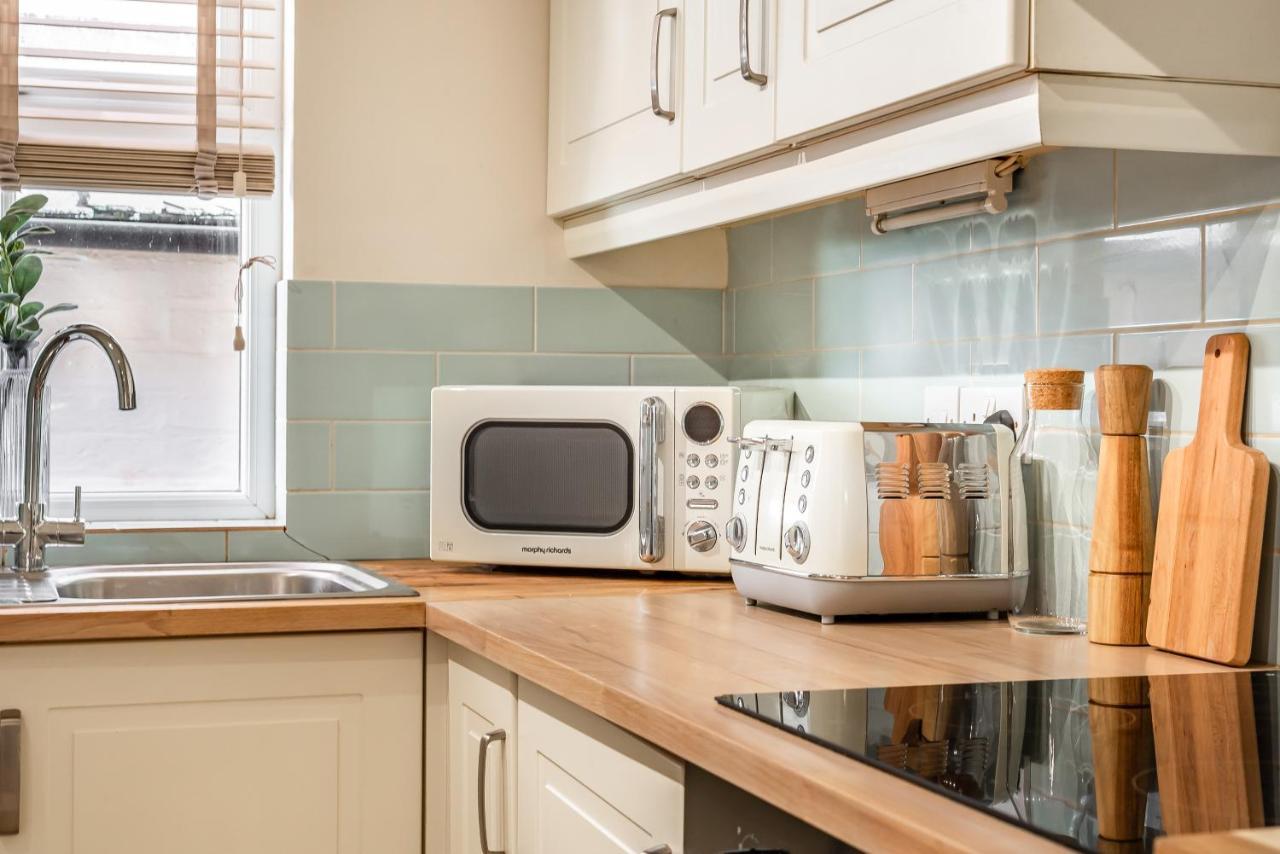 Chester City Centre Cottage, Sleeps 6 With Free Parking Buitenkant foto